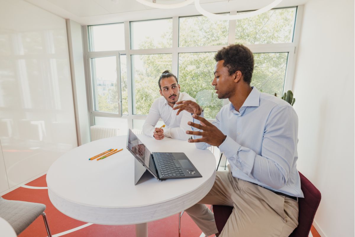 Stagiaires en séance - Compliance